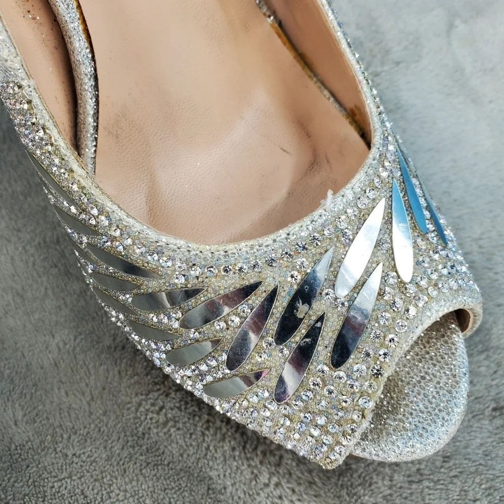 De Blossom Collection silver sparkle heels 8